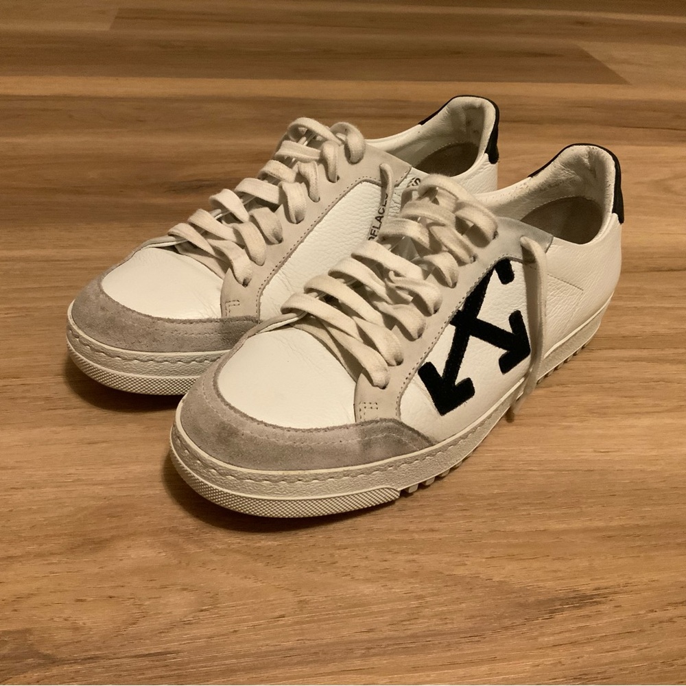 Off-White Arrow 2.0 Sneakers - Size 38